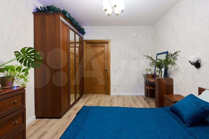 3-к. квартира, 70 м², 1/16 эт.