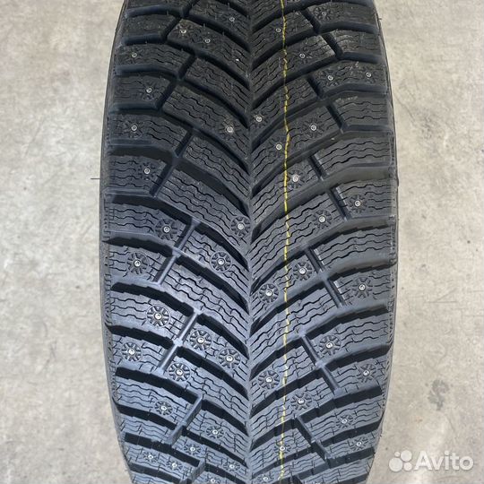 Michelin X-Ice North 4 215/60 R17 100T