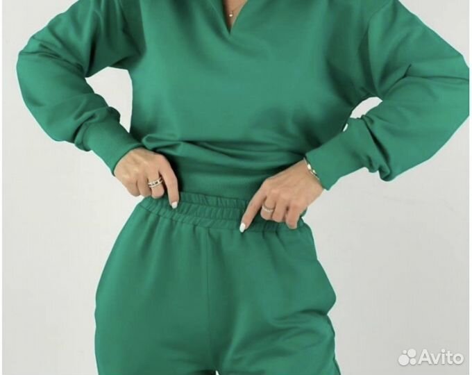 Женский костюм спортивный 42