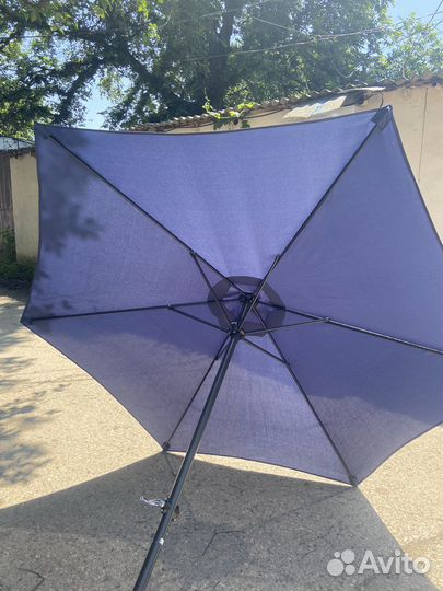 Зонт уличный на трещетке 240см