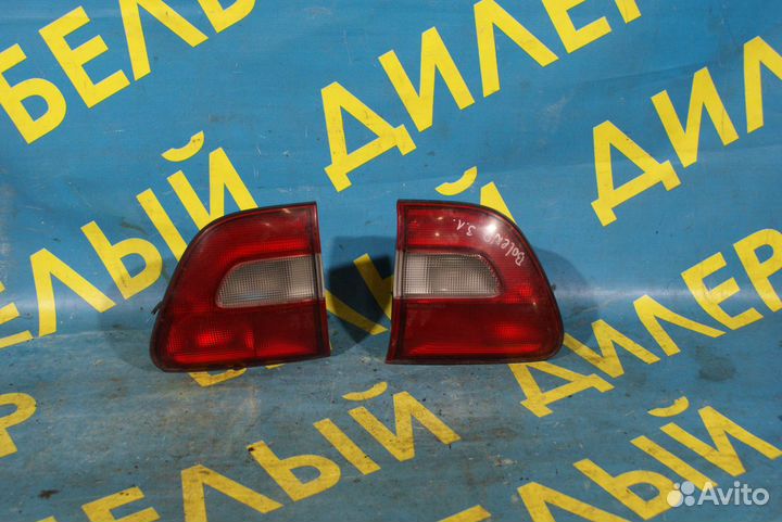 Фонарь задний в крышку багажника Suzuki Baleno