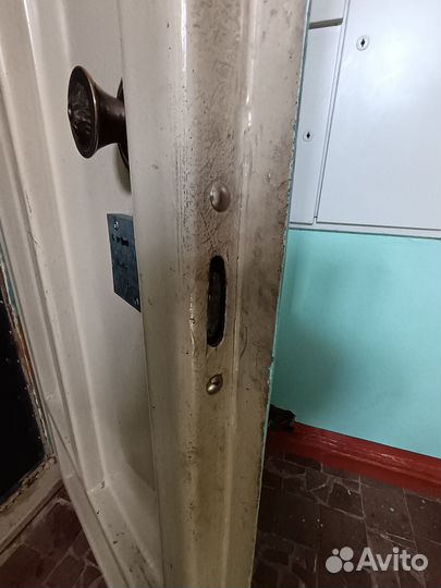 Дверь входная металлическая