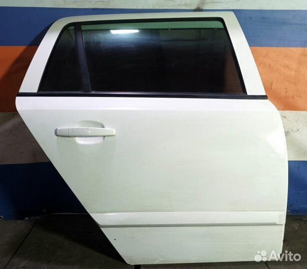 Дверь задняя правая Opel Astra H 2004 - 2014