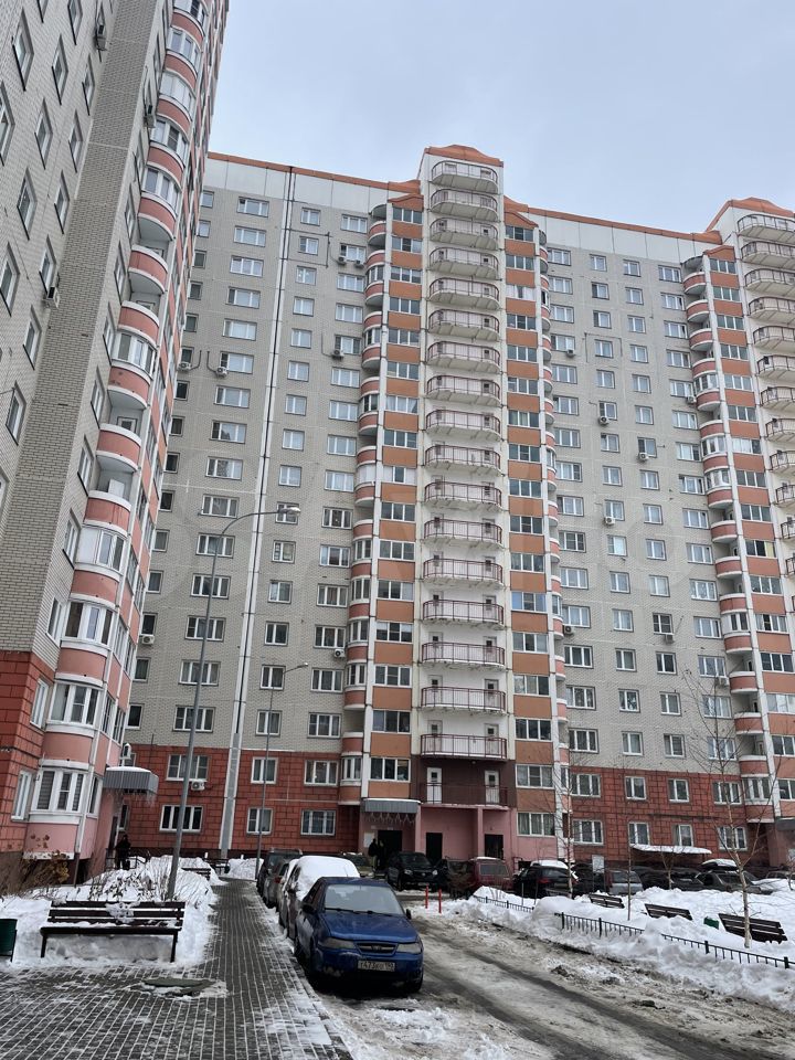 2-к. квартира, 61 м², 11/17 эт.