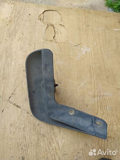 Chevrolet Aveo T300 задние брызговики