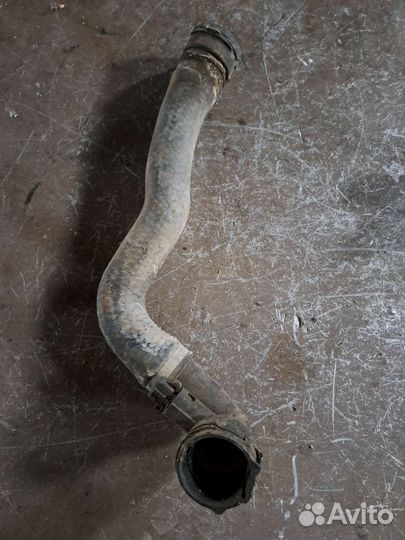 Патрубок охлаждения BMW E53