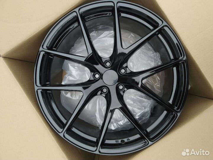 Диски разноширокие на мерседе r19 5x112 новые