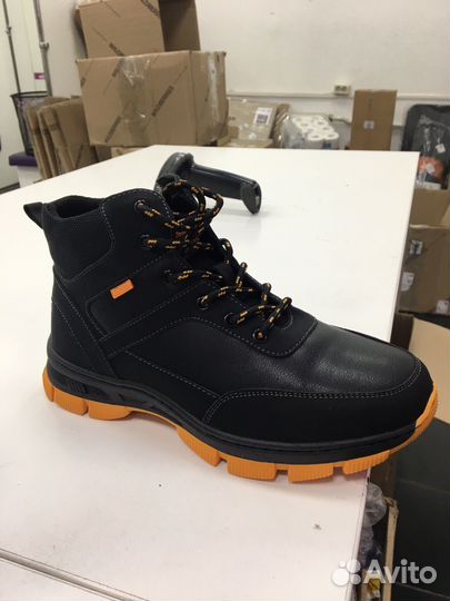 Ботинки детские 37