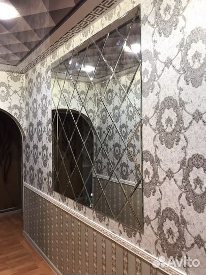 Зеркальное панно на стену