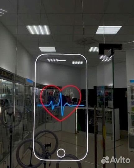 Неоновая вывеска