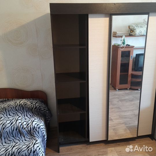 Шкаф купе с зеркалом бу