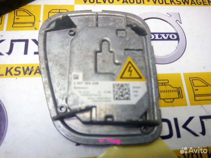 Блок розжига ксеноновой фары левой V50.S40-2 Вольв