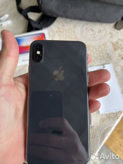 iPhone X, 64 ГБ