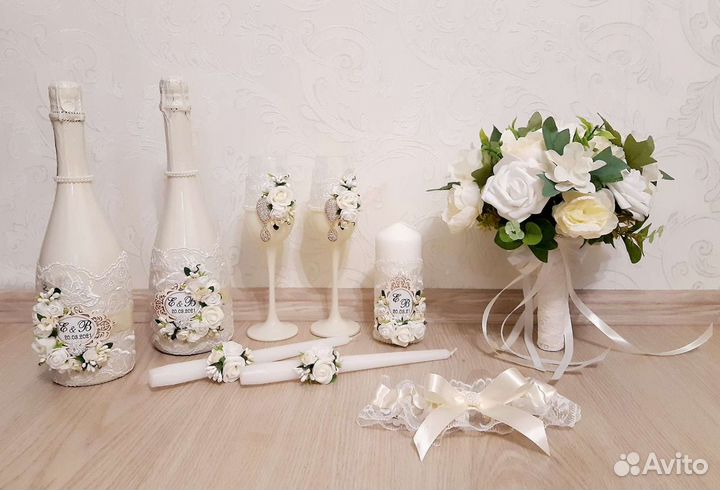 Свадебные аксессуары для молодожёнов