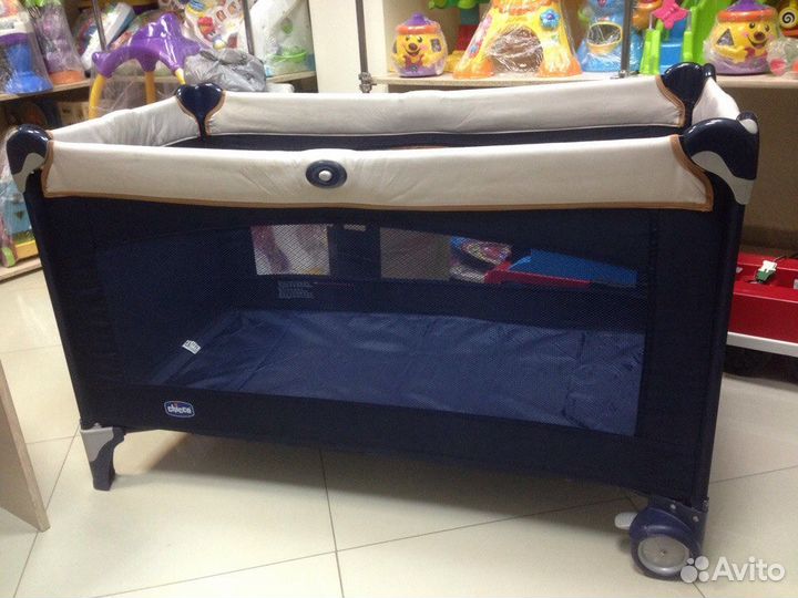 Прокат. Манеж-кровать Chicco