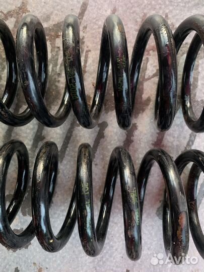 Пружины передние mercedes w201