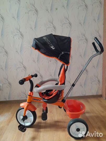 Трехколесный велосипед