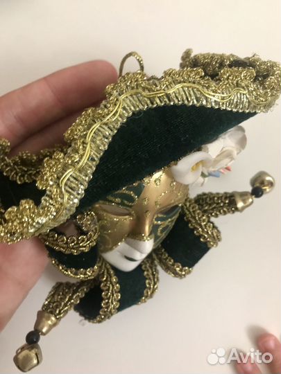 Венецианская маска