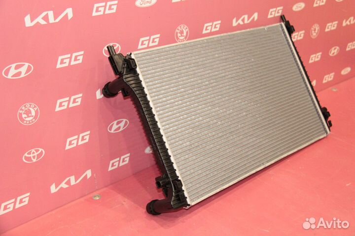 Радиатор охлаждения двс Skoda Octavia 13 - 20