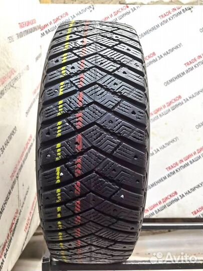 Goodyear UltraGrip Ice Arctic SUV 215/65 R17 99T