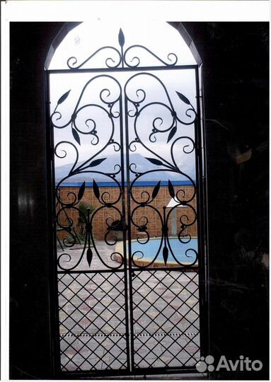 Кованые двери калитки