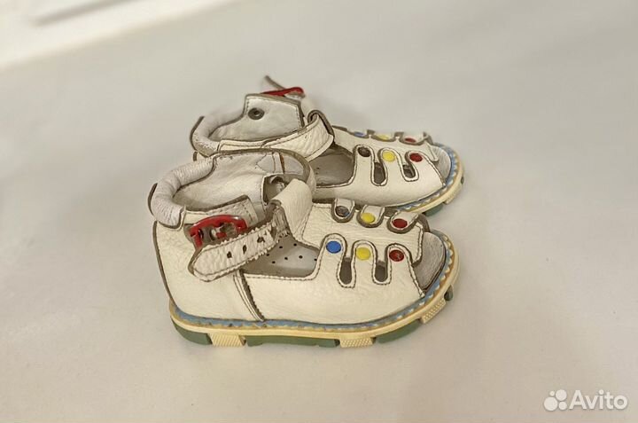 Сандалии для девочки