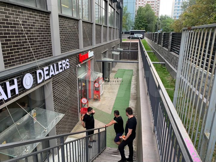 Сдам торговое помещение, 127 м²