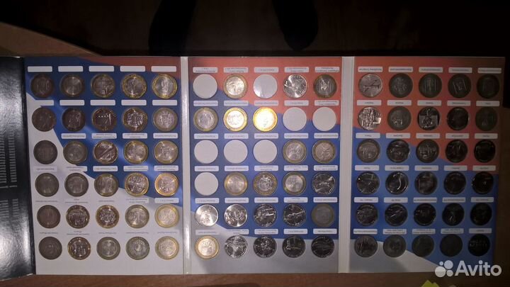 Юбилейные монеты 10,25 биметалл