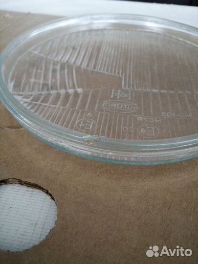 Стекло фары левоеправое VW golf II vwglf83020Z