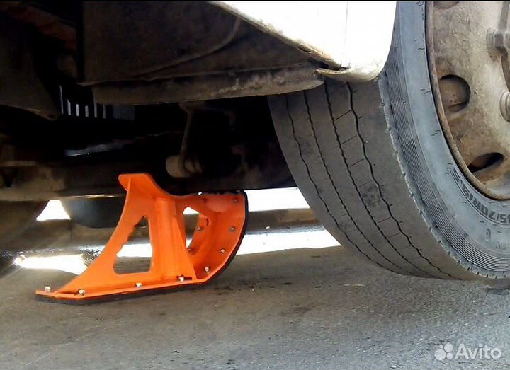 Подъемник (Домкрат) для грузового автотранспорта