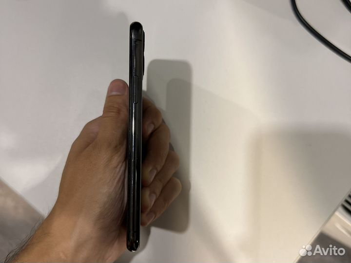 iPhone 11 pro 64 gb