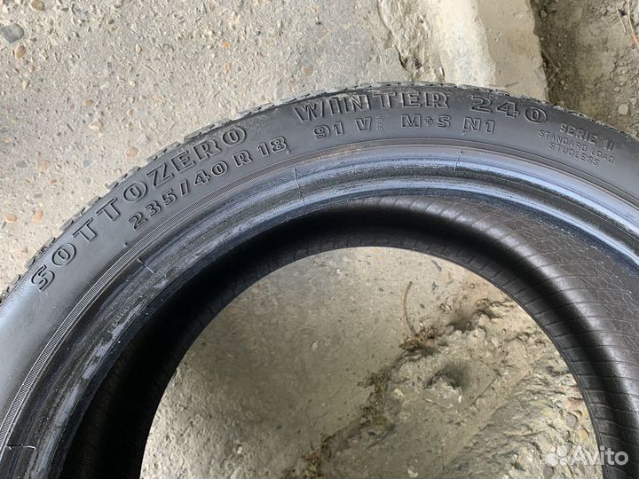 Pirelli Sottozero Winter 240 235/40 R18