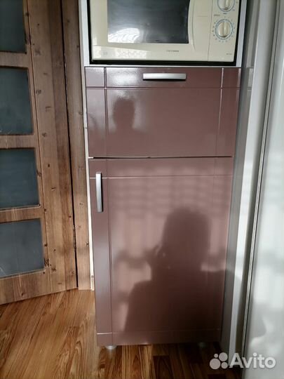 Кухонных пенал