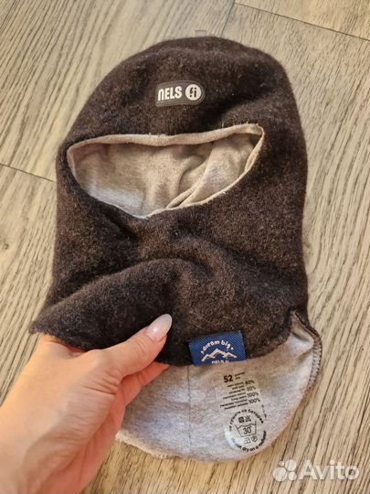 Шапки, разной фирмы. На мальчика и девочку