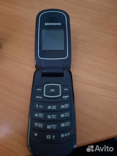 Samsung B5722