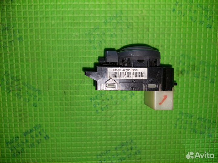 Блок управления зеркалами Kia Rio 3