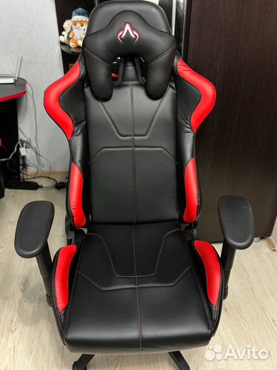 Компьютерное кресло