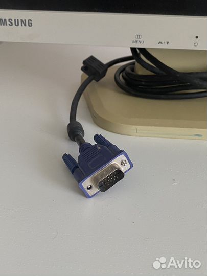 Монитор Samsung syncmaster 710v