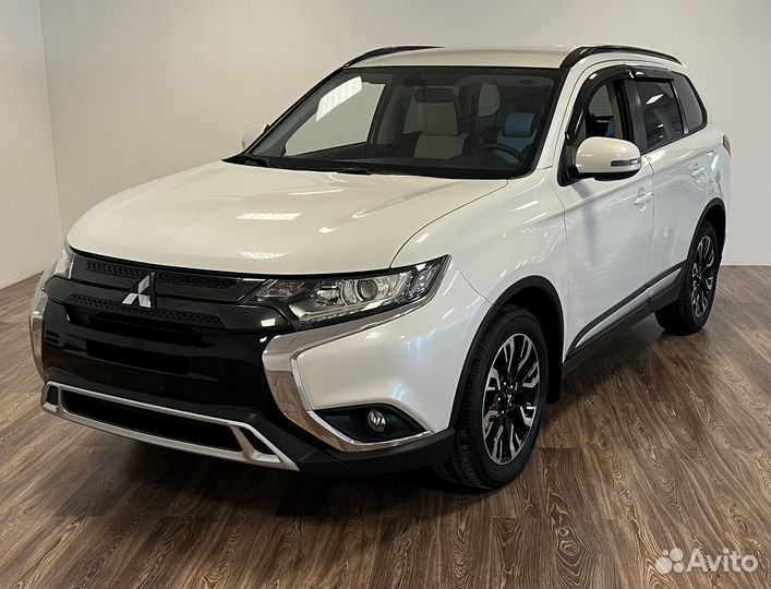 Mitsubishi Outlander 2.0 CVT, 2022, 48 208 км