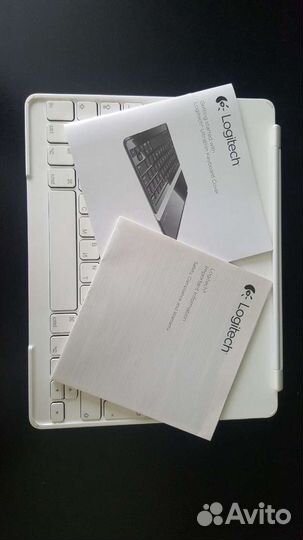 Внешняя клавиатура Logitech