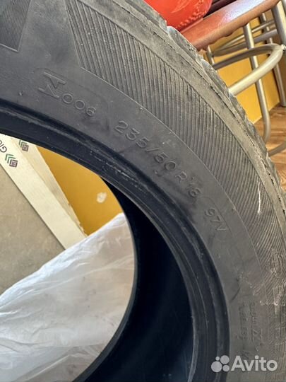 Michelin Latitude Tour HP 235/50 R18