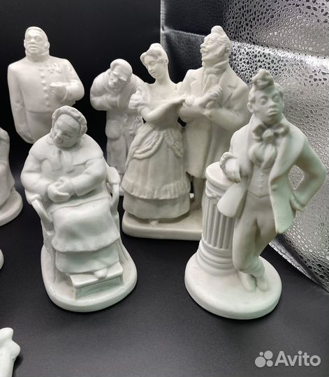 Комплект статуэток. «Мертвые души» Лфз. Фарфор