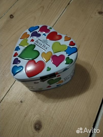 Музыкальная шкатулка механическая