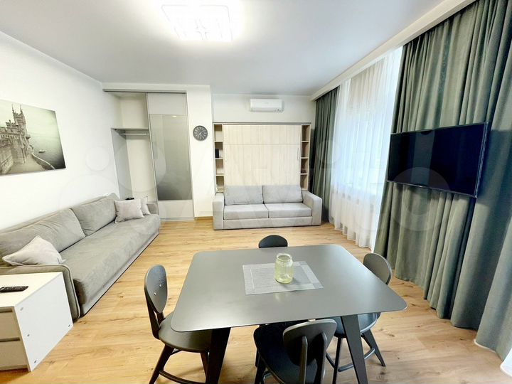 1-к. квартира, 57 м², 4/4 эт.