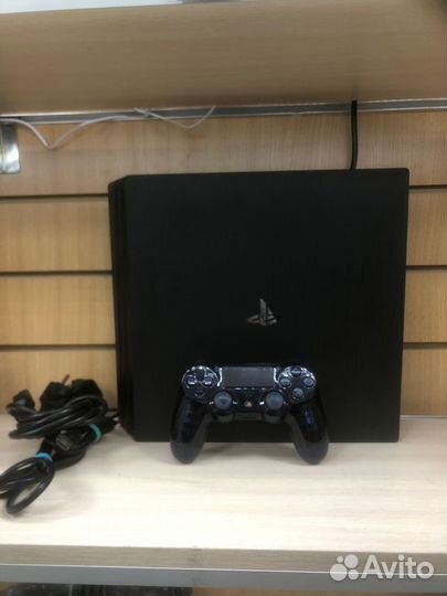 Игровая приставка - PlayStation PRO 1TB