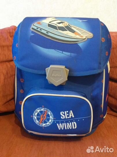 Школьный рюкзак