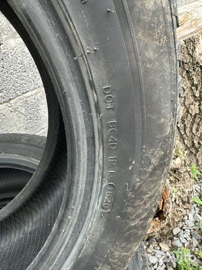 Laufenn I Fit Ice LW 71 235/55 R18