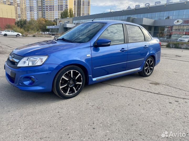 LADA Granta 1.6 МТ, 2018, 29 100 км