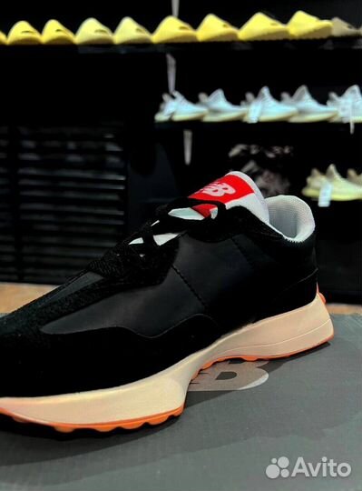 New Balance 327 Черные