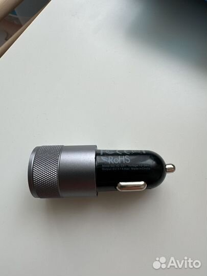 Автомобильное зарядное устройство usb